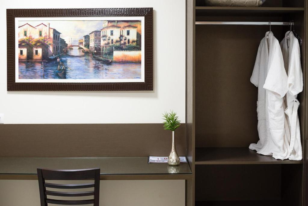 Pirapozinho Caligio Hotel מראה חיצוני תמונה