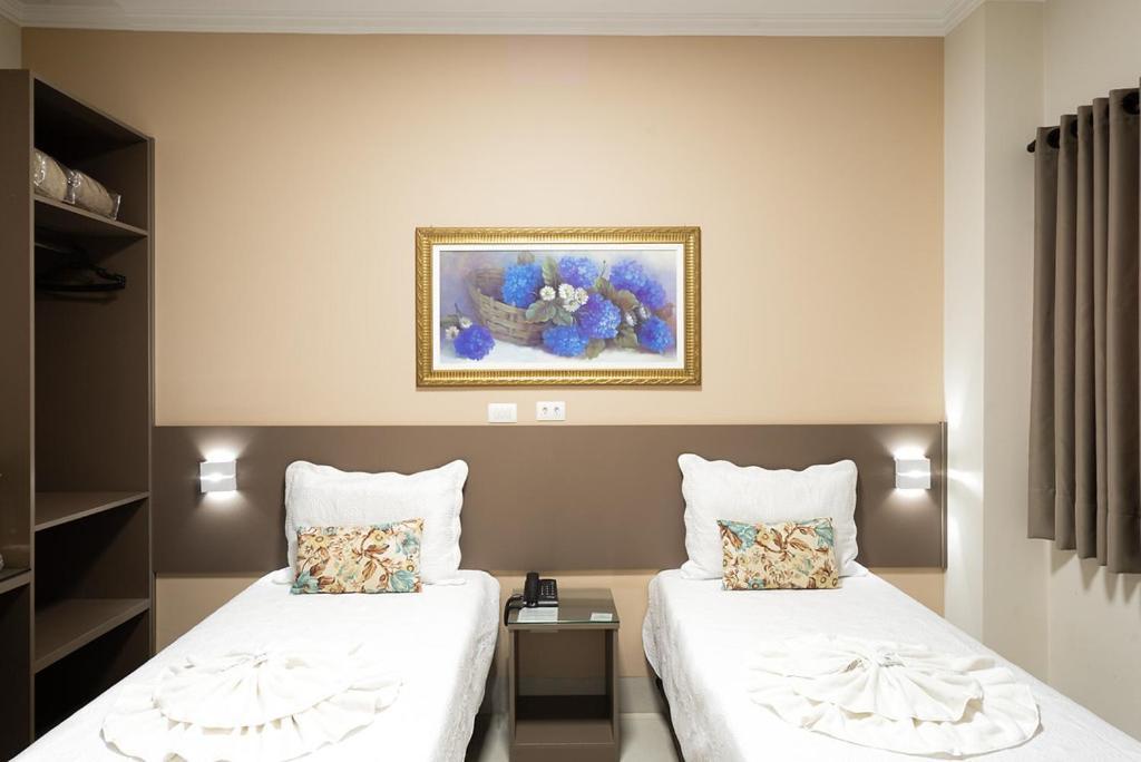 Pirapozinho Caligio Hotel מראה חיצוני תמונה