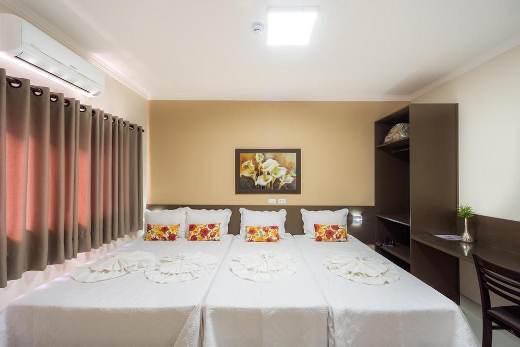 Pirapozinho Caligio Hotel מראה חיצוני תמונה