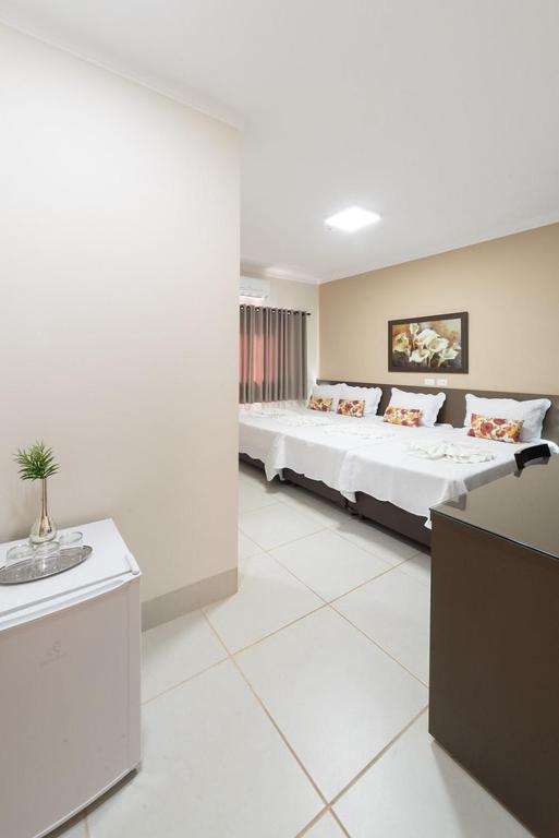 Pirapozinho Caligio Hotel מראה חיצוני תמונה